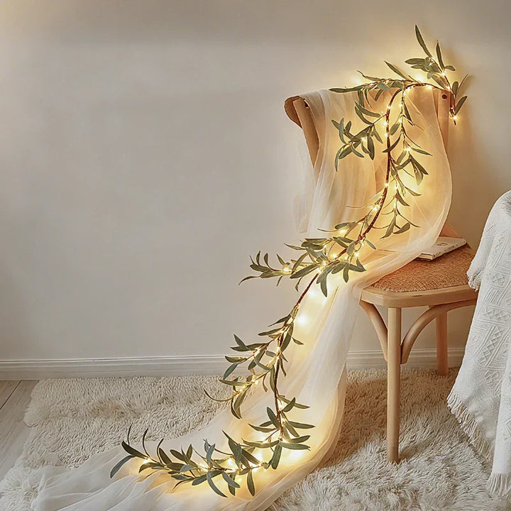 Botanical Garland Light - DHACTIVE 15