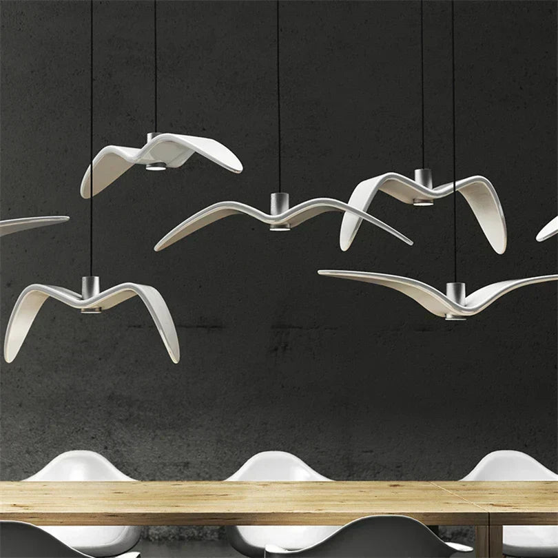 BeakBrilliance - Design Bird Lamp for Unique Interiors