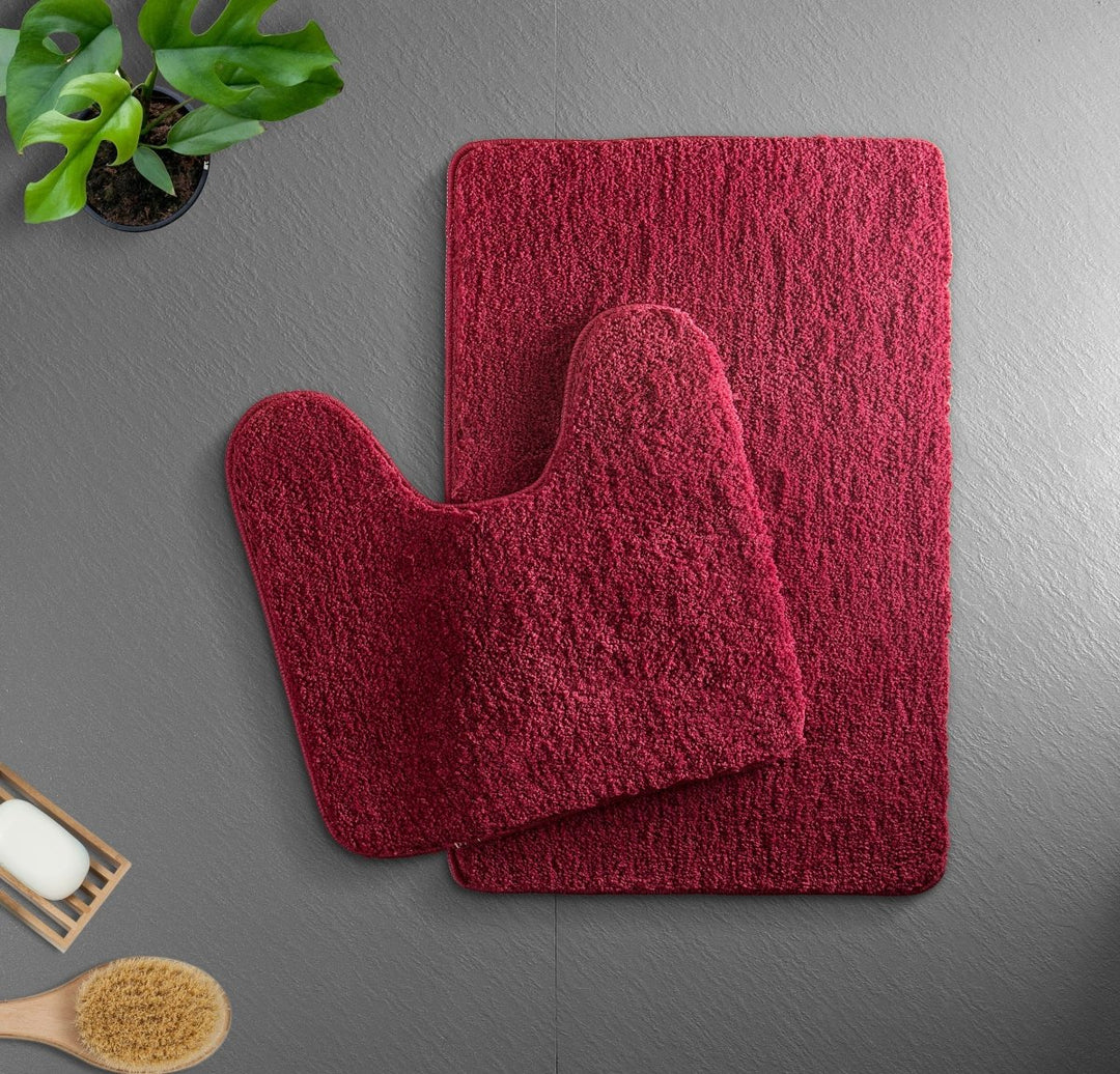 VeluSoft Plush Microfiber Bath Mat | Quick-Absorbing, Non-Slip Bathroom Rug for Comfort and Safety - Maroon